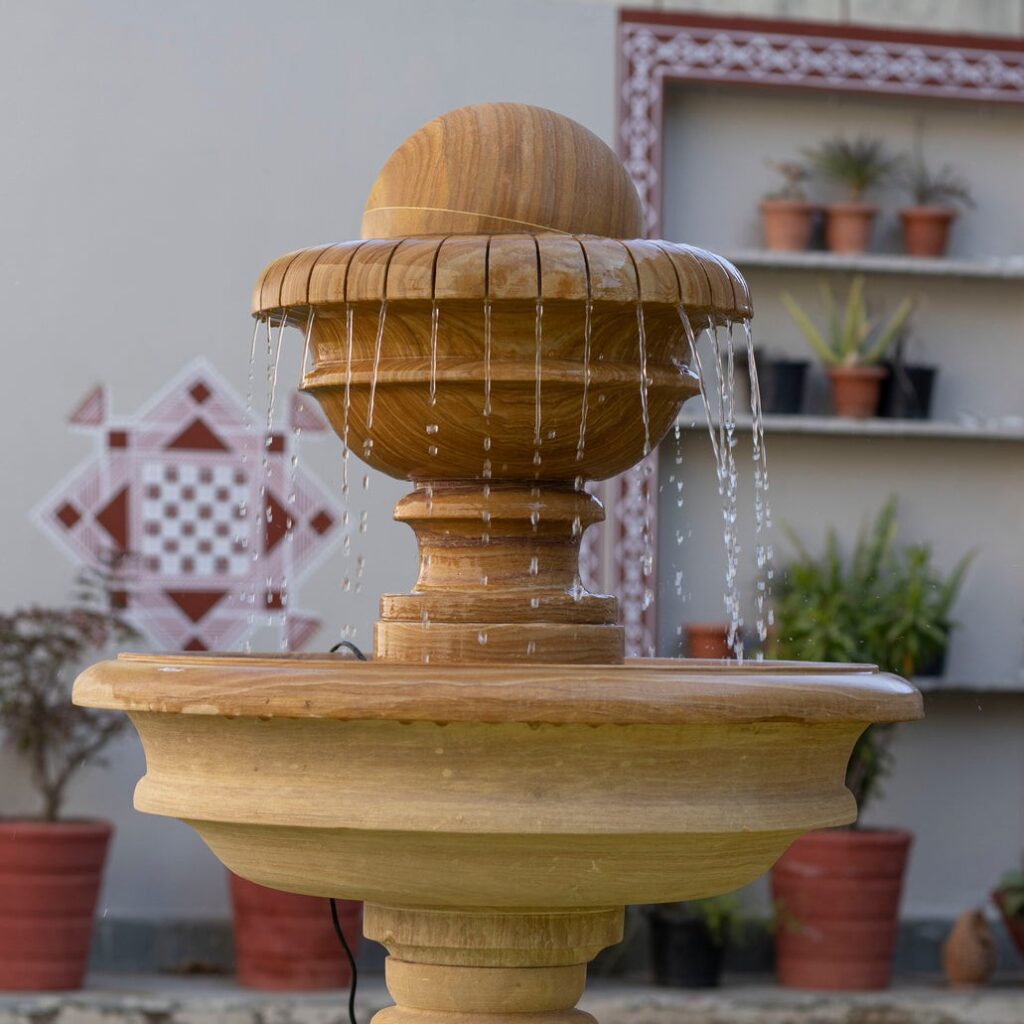 Stone Fountain Teak – Hand-Carved Teak Sand Stone - Detail 1